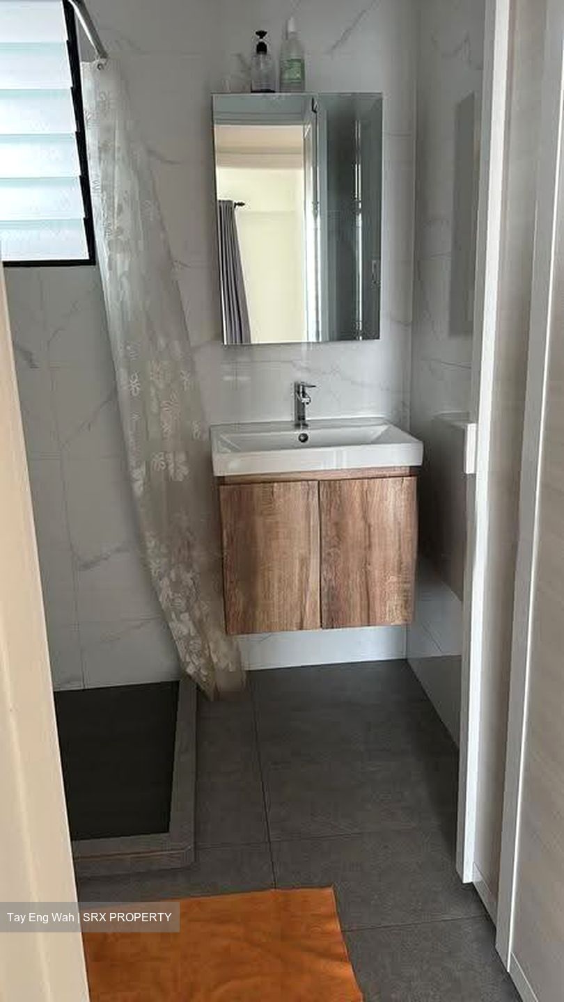 Central Grove (D14), Condominium #630146071